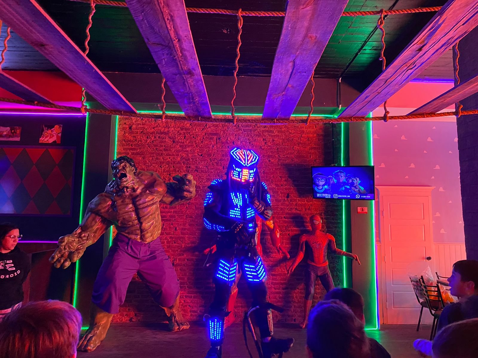 Celebración en Multiverso - 3